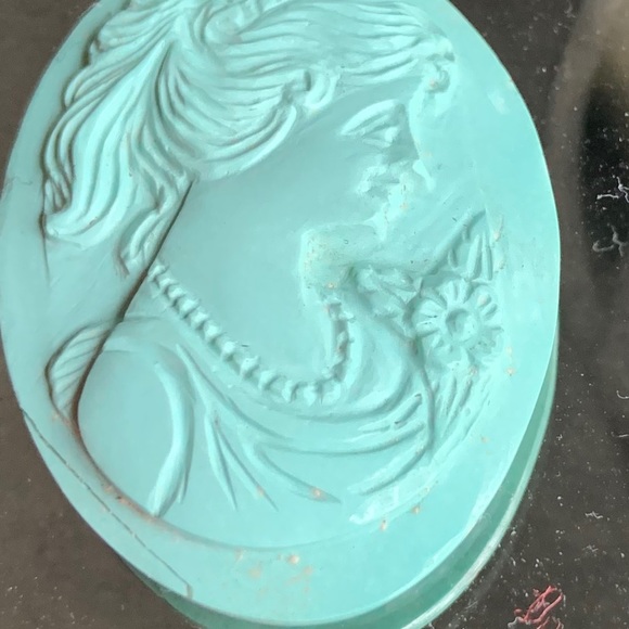 Turquoise Cameo. Vintage - Picture 3 of 7
